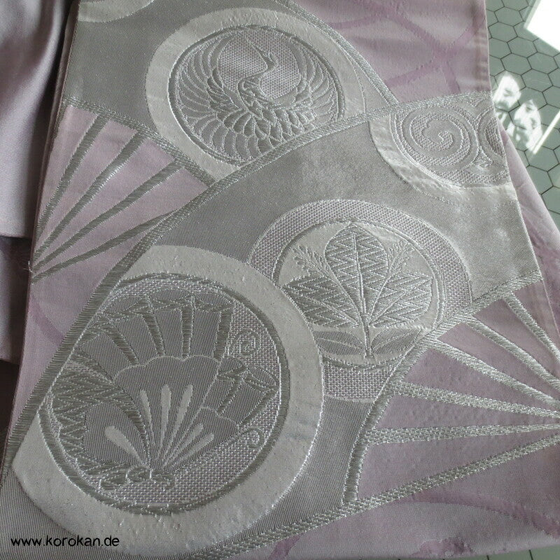 Fukuro Obi Seidenbrokat Mon mit Kranich, Schmetterling etc..
