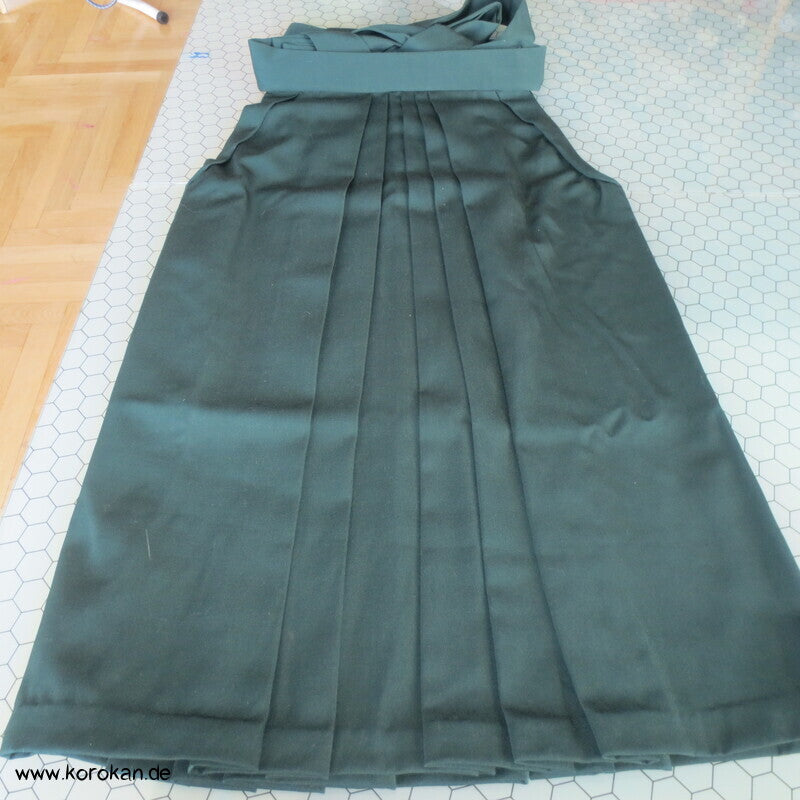 Frauen Hakama dunkelgrüne Wollmischung