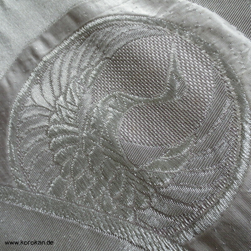 Fukuro Obi Seidenbrokat Mon mit Kranich, Schmetterling etc..