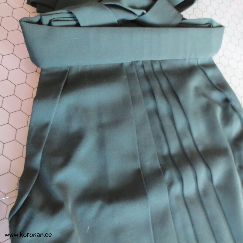 Frauen Hakama dunkelgrüne Wollmischung