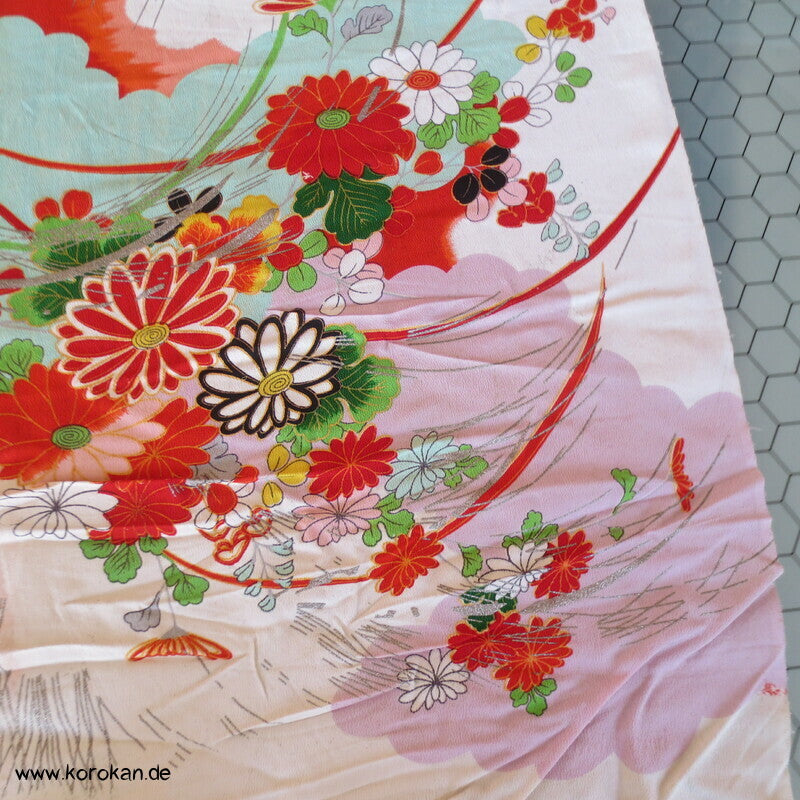 bunte Blüten mit Silberdruck Rayon Kimono Chirimen Crepe