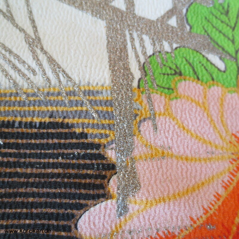 bunte Blüten mit Silberdruck Rayon Kimono Chirimen Crepe