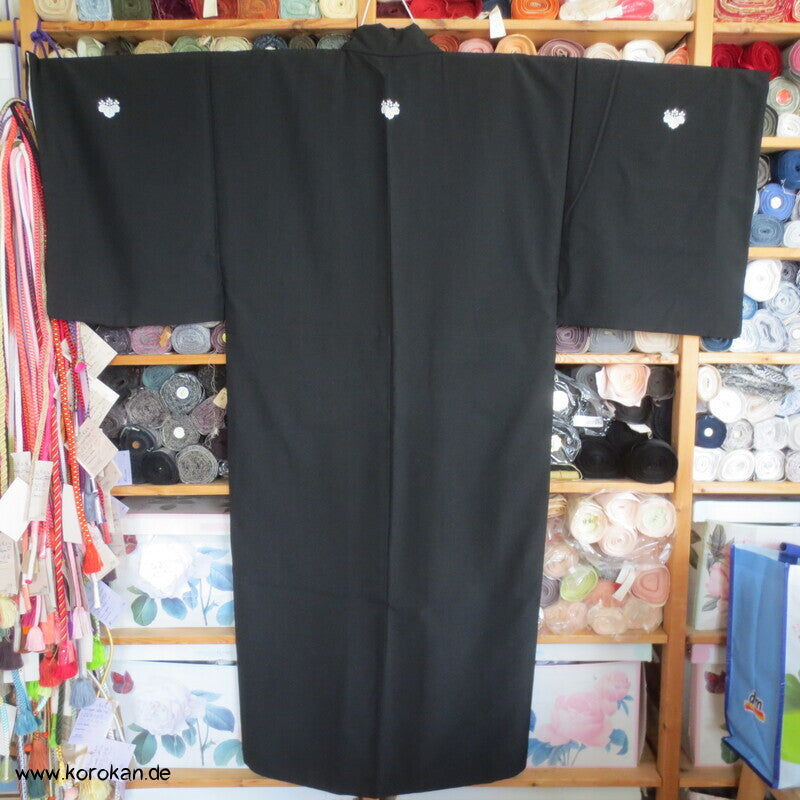 Paulownia Montsuki - schwarzer Synthetik Crepe Kimono