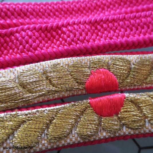 Obijime, pink mit gestickter Chrysantheme