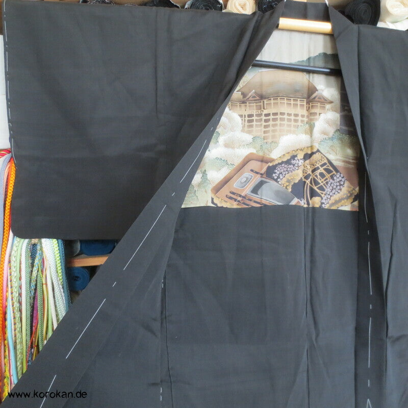anthrazit - schwarze Haori, Bildfutter Schreibkasten