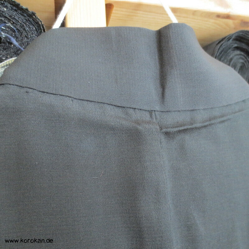 anthrazit - schwarze Haori, Bildfutter Schreibkasten