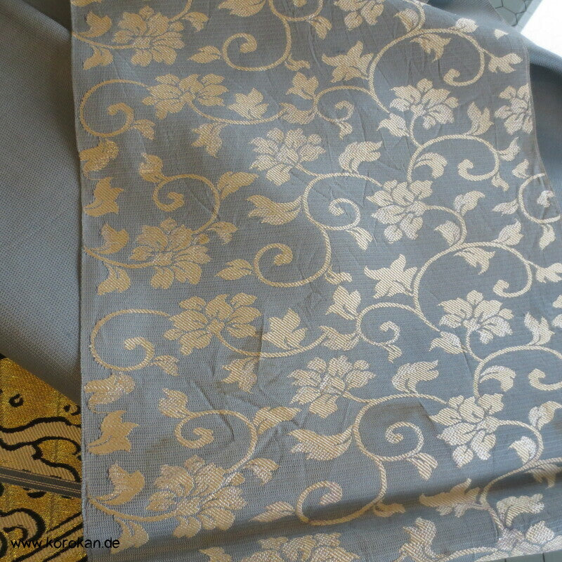 goldene Wellen auf Fächer, Arabesken, graugrün gold Fukuro Obi Kimonogürtel