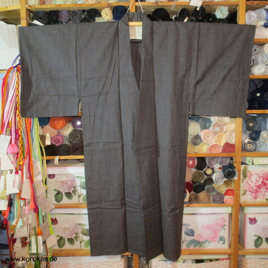leichter grauer Woll Hitoe Kimono