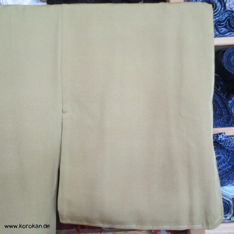 senffarben / messing Iromuji Seidencrepe Kimono