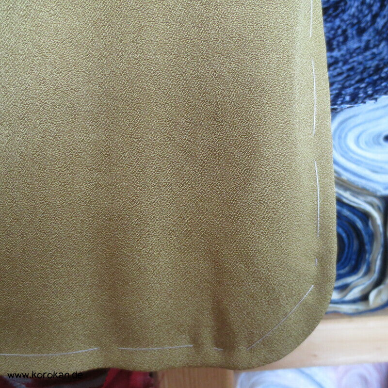 senffarben / messing Iromuji Seidencrepe Kimono