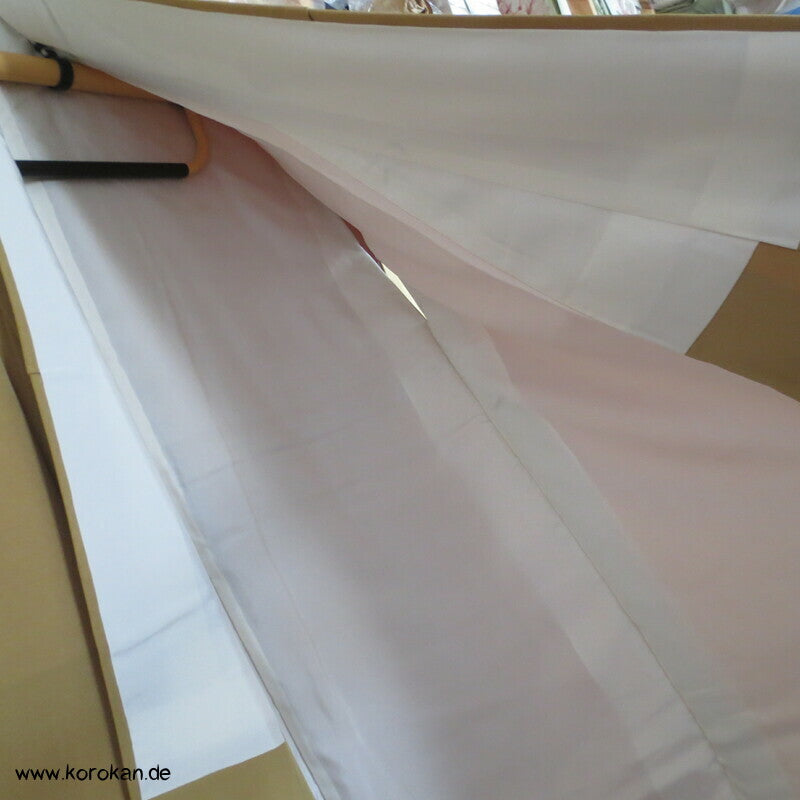 senffarben / messing Iromuji Seidencrepe Kimono