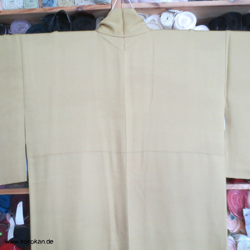 senffarben / messing Iromuji Seidencrepe Kimono