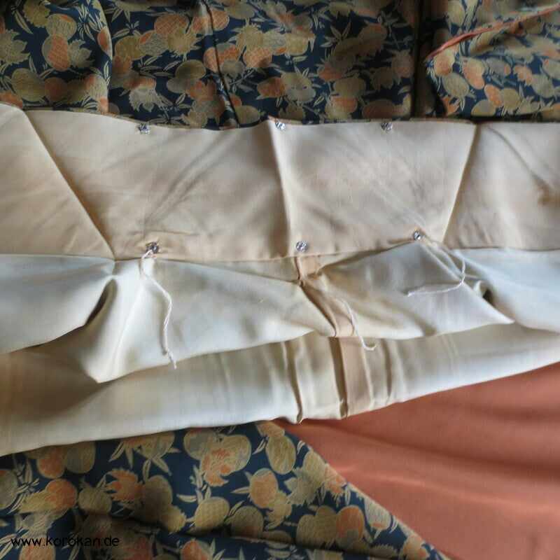 Spatzen, Bambus und kreisrunde Früchte Komon Kimono