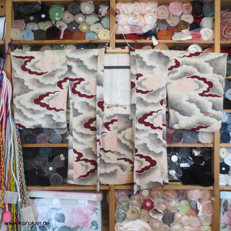 Wolken Seidendamast Haori mit Himo