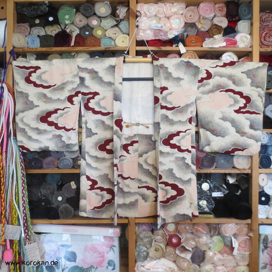 Wolken Seidendamast Haori mit Himo