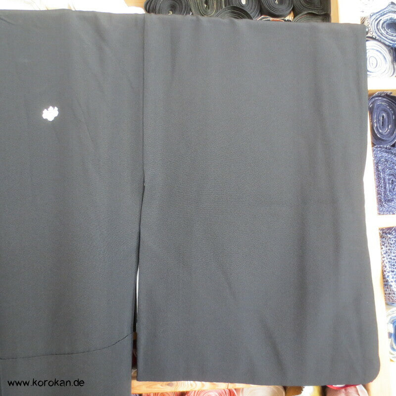 wilder Tsunami Tomesode Seidencrepe Kimono