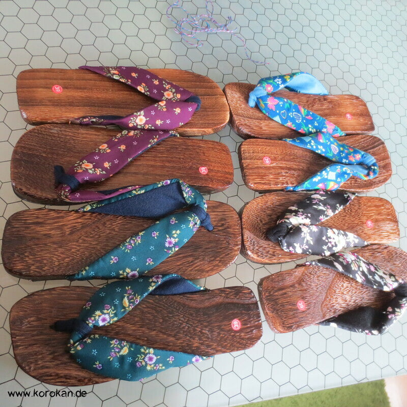 moderne Geta Sandalen, Paulownia Holz, Stoffriemen