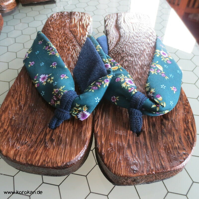 moderne Geta Sandalen, Paulownia Holz, Stoffriemen