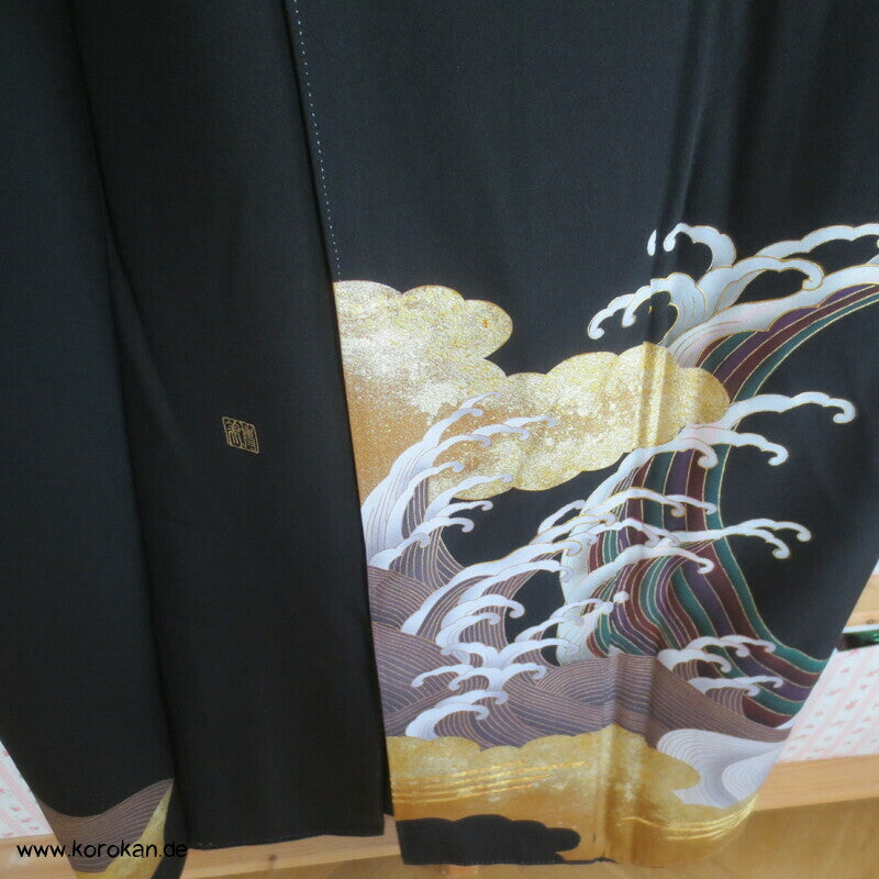 wilder Tsunami Tomesode Seidencrepe Kimono