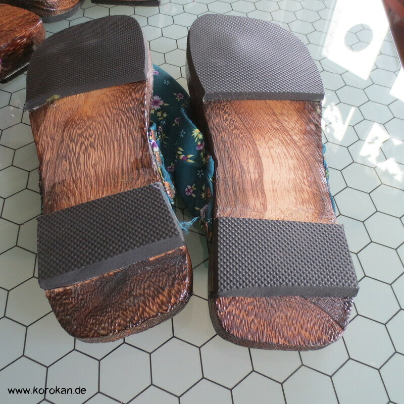 moderne Geta Sandalen, Paulownia Holz, Stoffriemen