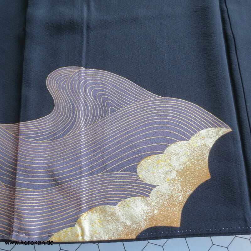 wilder Tsunami Tomesode Seidencrepe Kimono