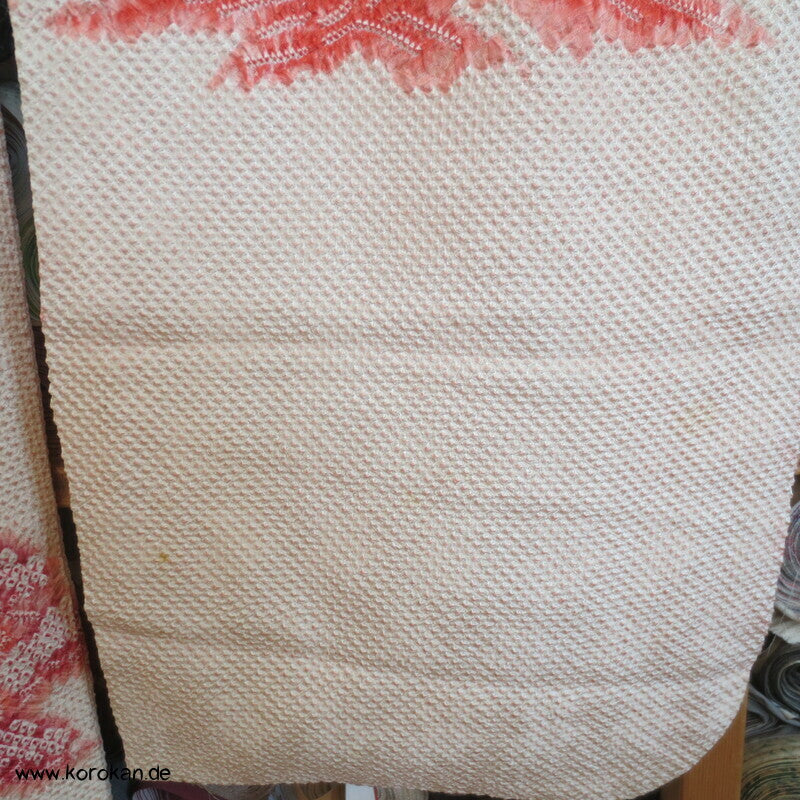 Full Shibori Blüten auf rosa Seidendamast Furisode Kimono