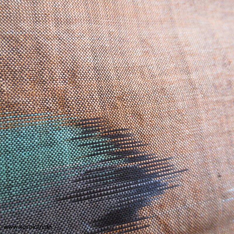 große Blumen Meisen Kimono, glänzendes Material