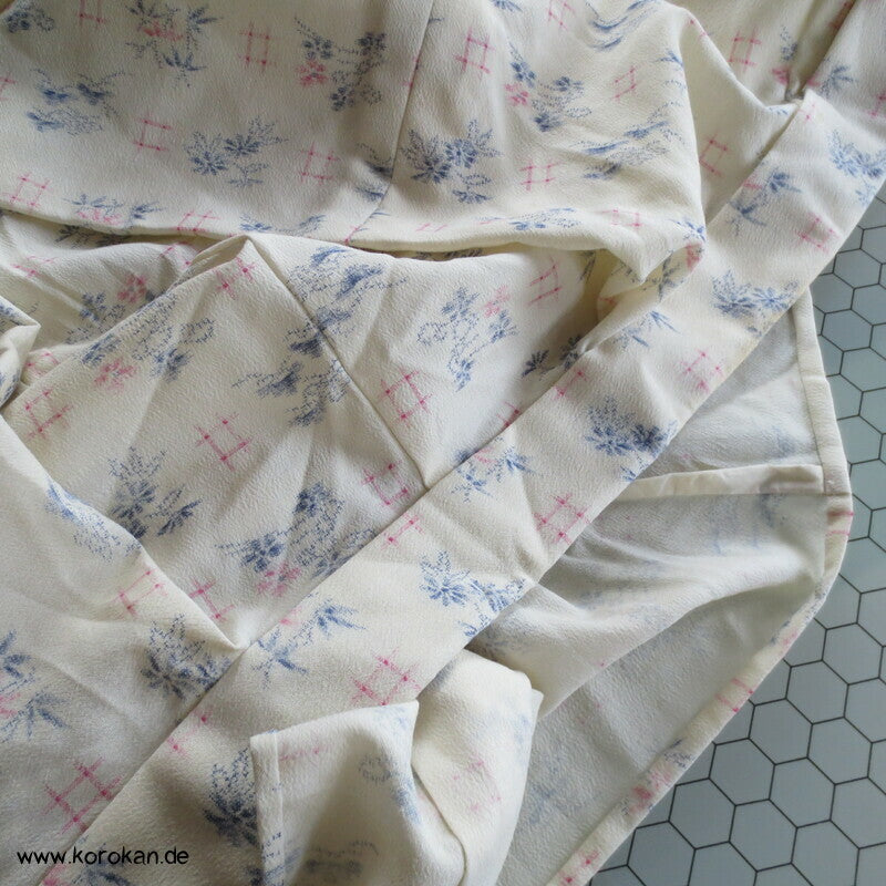 Igeta und Blüten Hitoe Kimono Wollgeorgette Kasuri Druck