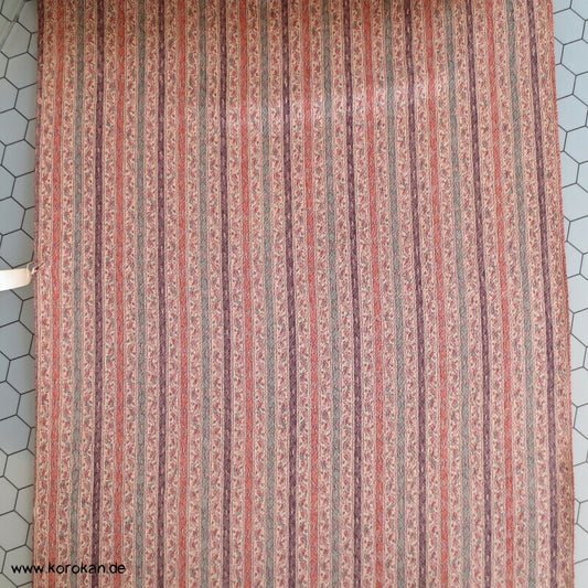 zarte Blütenstreifen Kimono Chirimen Crepe Seide