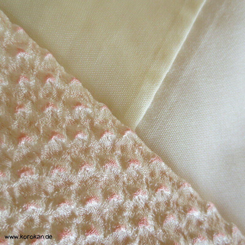Full Shibori Blüten auf rosa Seidendamast Furisode Kimono