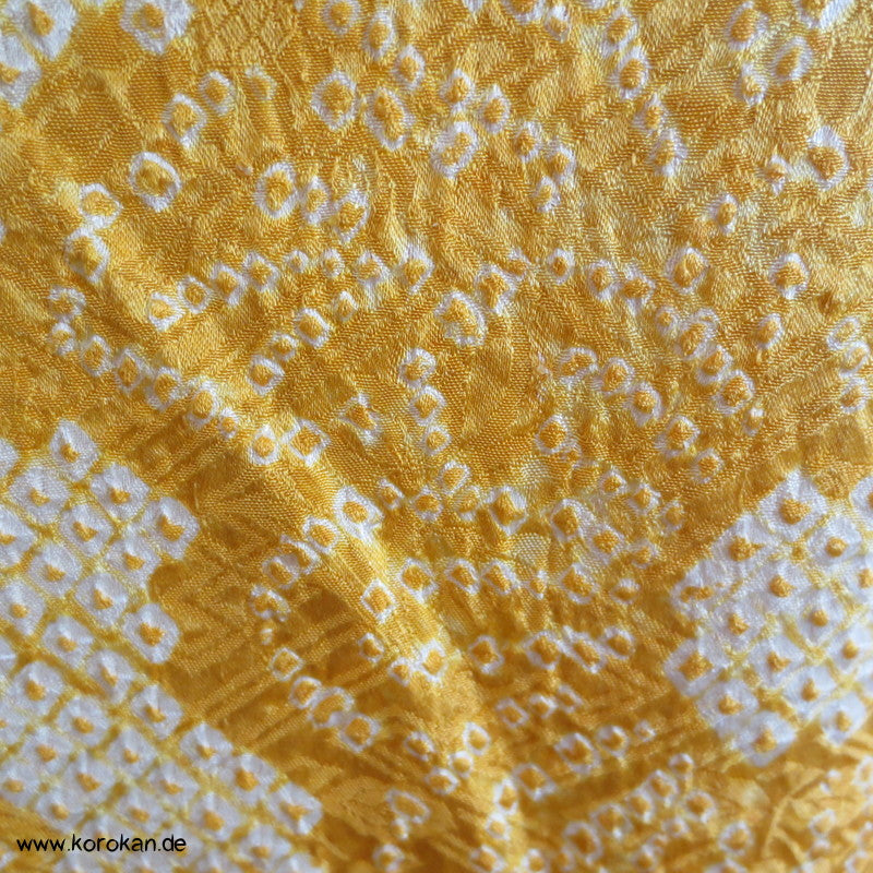 japanischer Furisode Kimono Full Shibori Seidendamast Goldstickerei - sonnengelb
