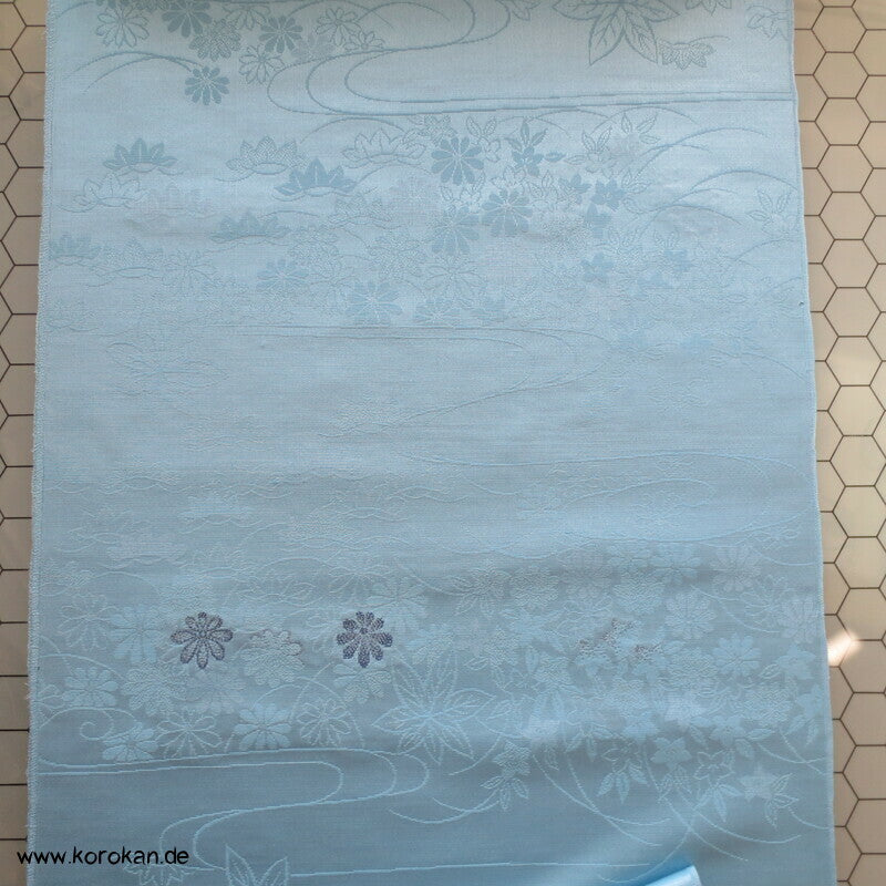 Lurex Blüten, Fluss, Ahornblätter Seide/ Wolle Kimono Jacquard - himmelblau