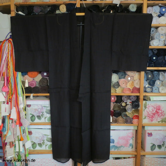 feinster halbtransparenter Seidenkrepp Kimono