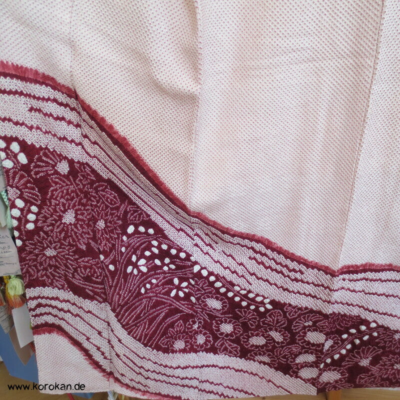 Full Shibori weinrote Chrysanthemen Homongi Kimono