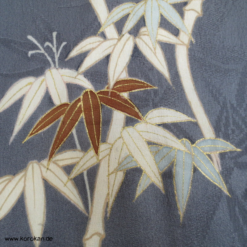 Tsukesage Kimono Bambusmuster auf graublauem Seidensatin