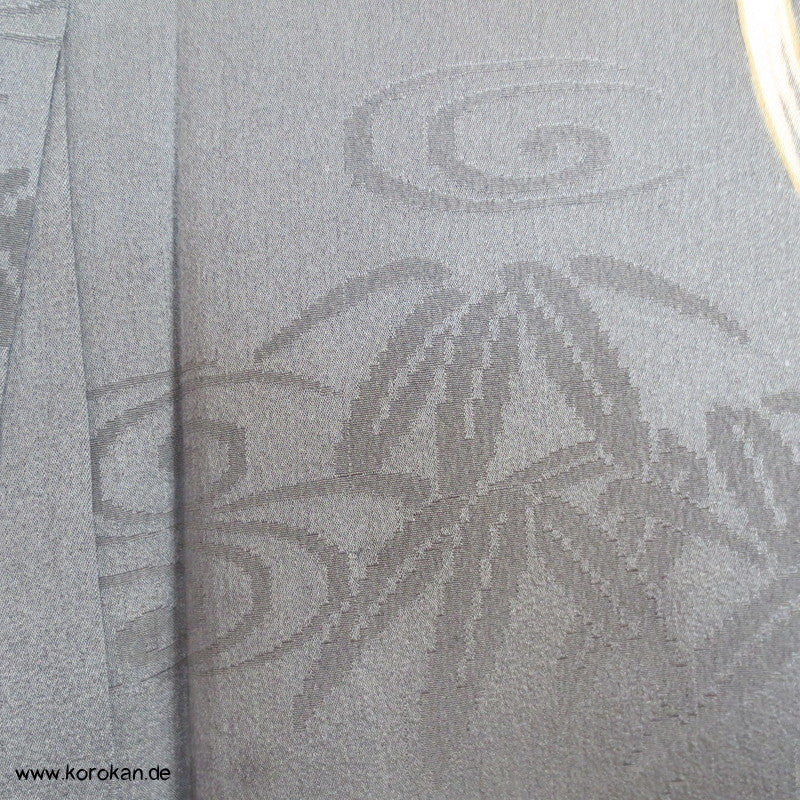 Tsukesage Kimono Bambusmuster auf graublauem Seidensatin