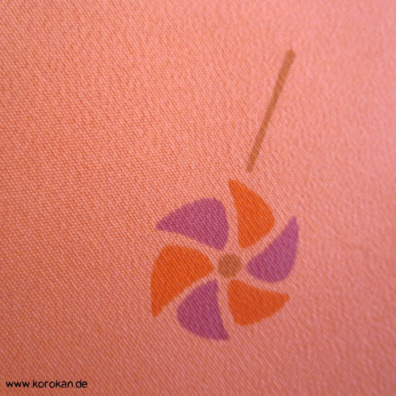 Windräder Juban Kimono - Seide, bestickter Kragen