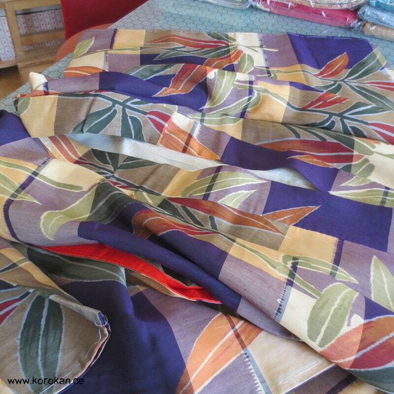 Bambus über Karo Meisen Kimono, Chu Furisode
