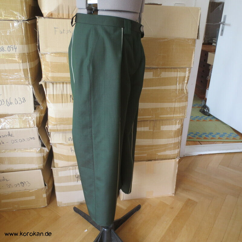 Culotte Hose aus dunkelgrüner Araihari Kimono Seide