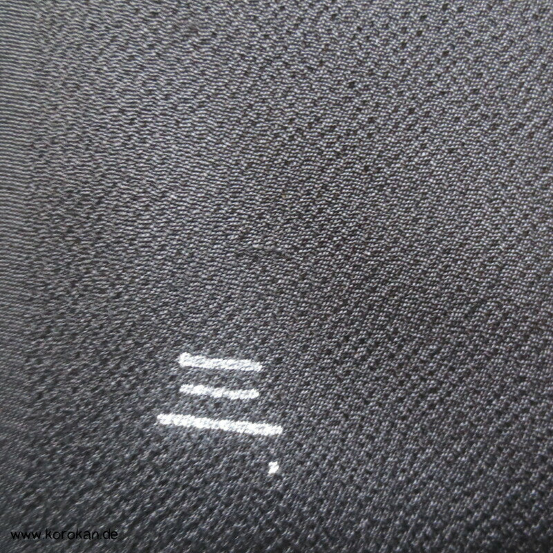 Panel Muster Stoff für Kimono - schwarz mit Lurex Druck
