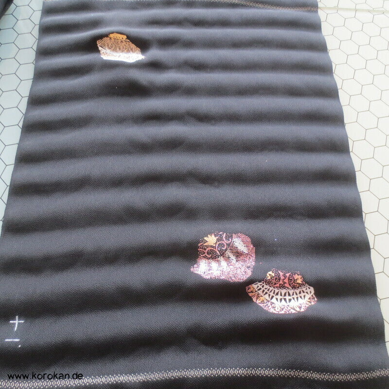 Panel Muster Stoff für Kimono - schwarz mit Lurex Druck