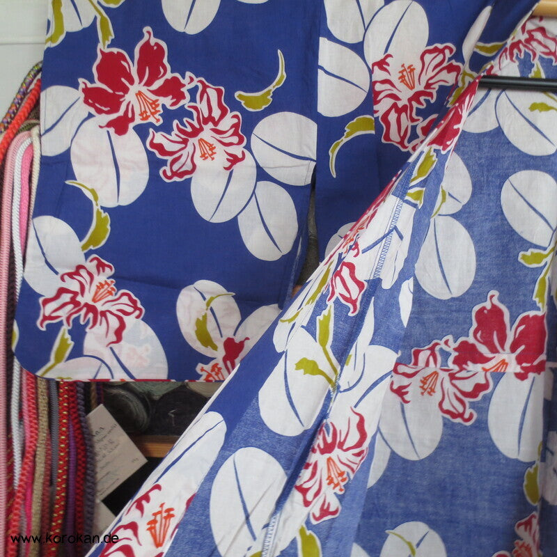 Japan Baumwoll Yukata Kimono Nandina und Lilien auf blau
