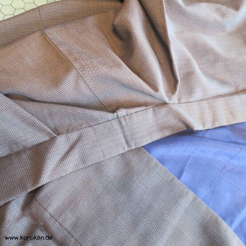 braun - blaugrauer Kikko Kasuri Seide Komon Kimono