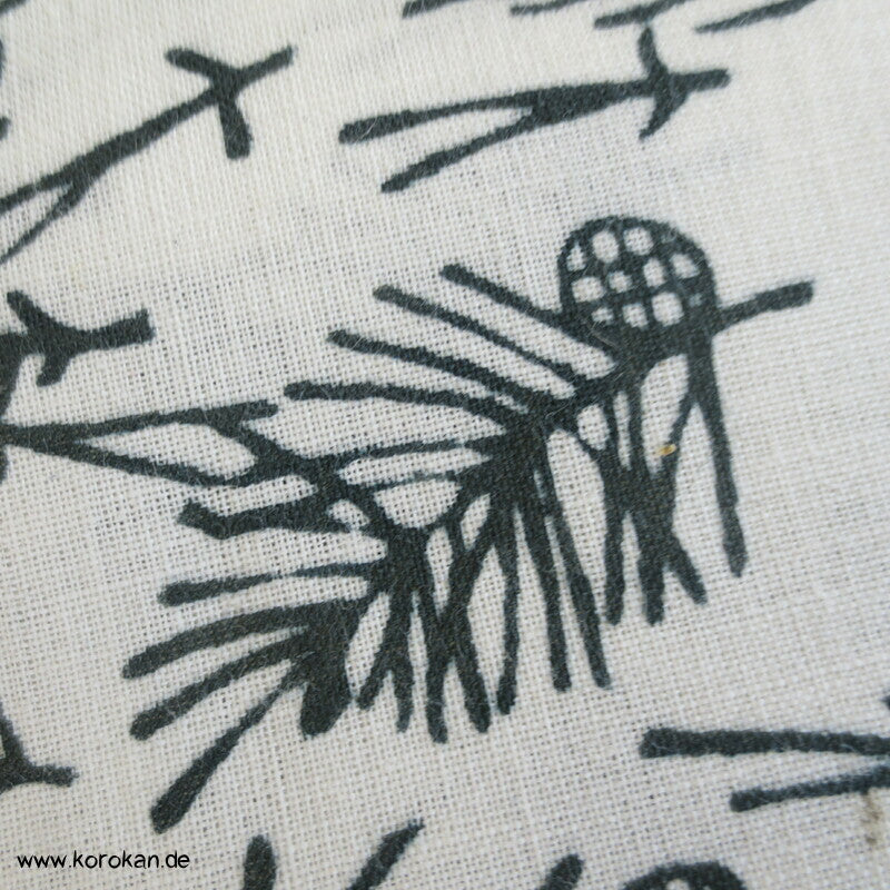 junge Pinientriebe originalgehefteter Yukata Kimono Stoff