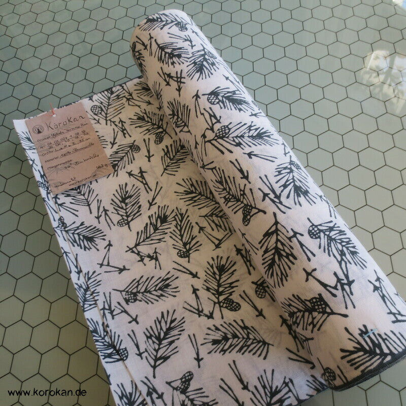 junge Pinientriebe originalgehefteter Yukata Kimono Stoff
