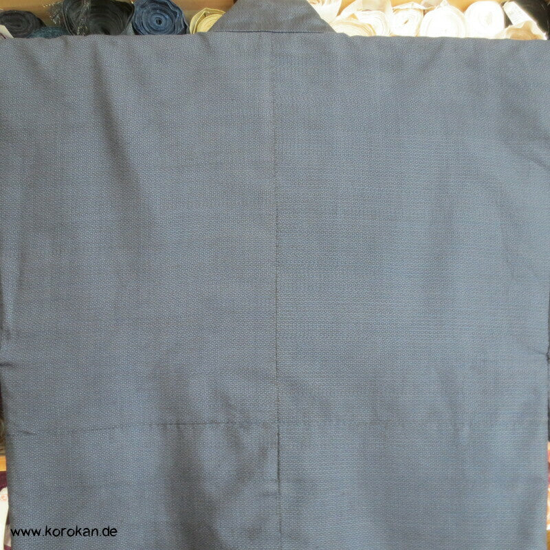 Tsumugi Kasuri Seiden Komon Kimono, frisch gewaschen