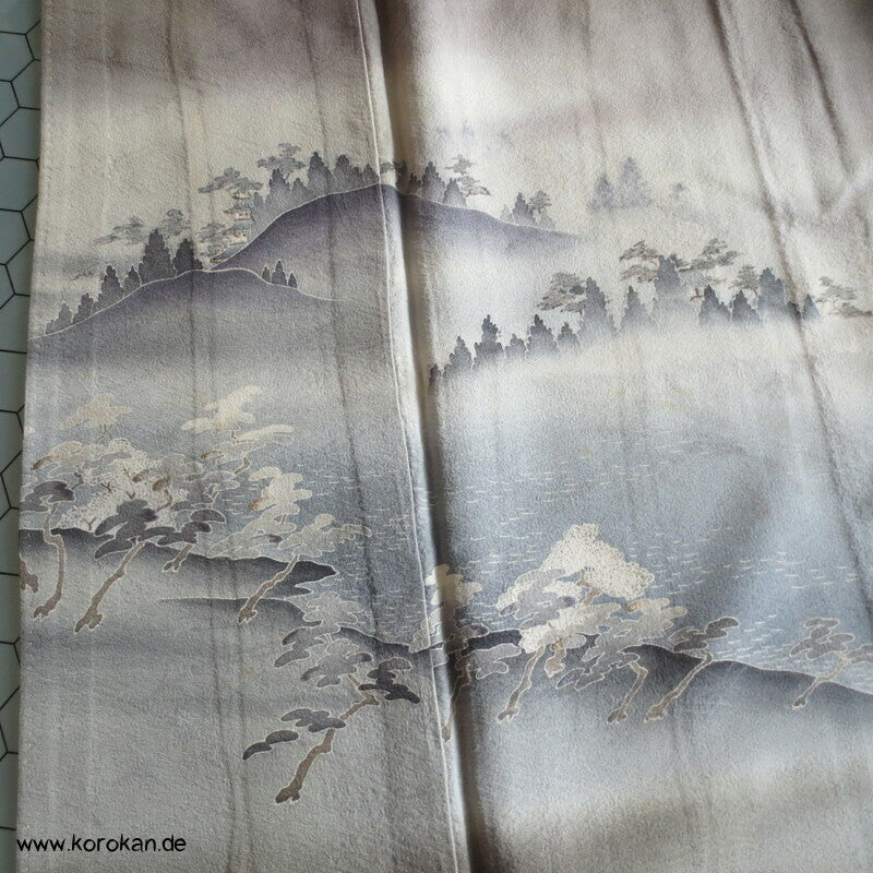 Irotomesode Seidendamast  Kimono Landschaft