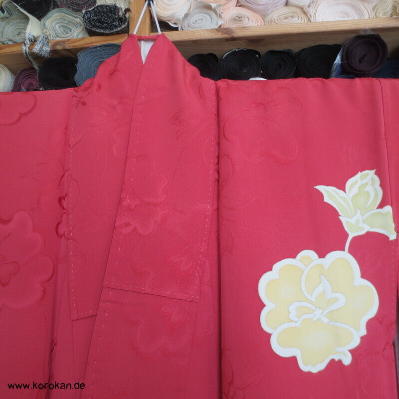 Päonien teilbestickt auf azaleerotpink Homongi Kimono