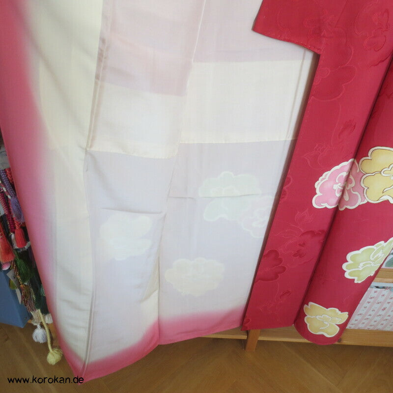 Päonien teilbestickt auf azaleerotpink Homongi Kimono