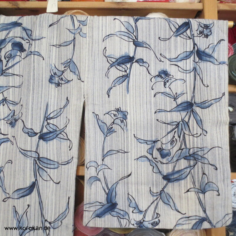 handgenähter japanischer Yukata Kimono, dicker Krepp Porzellanmuster